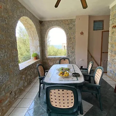 Apartment Mani Spot In Alypa Khalkia